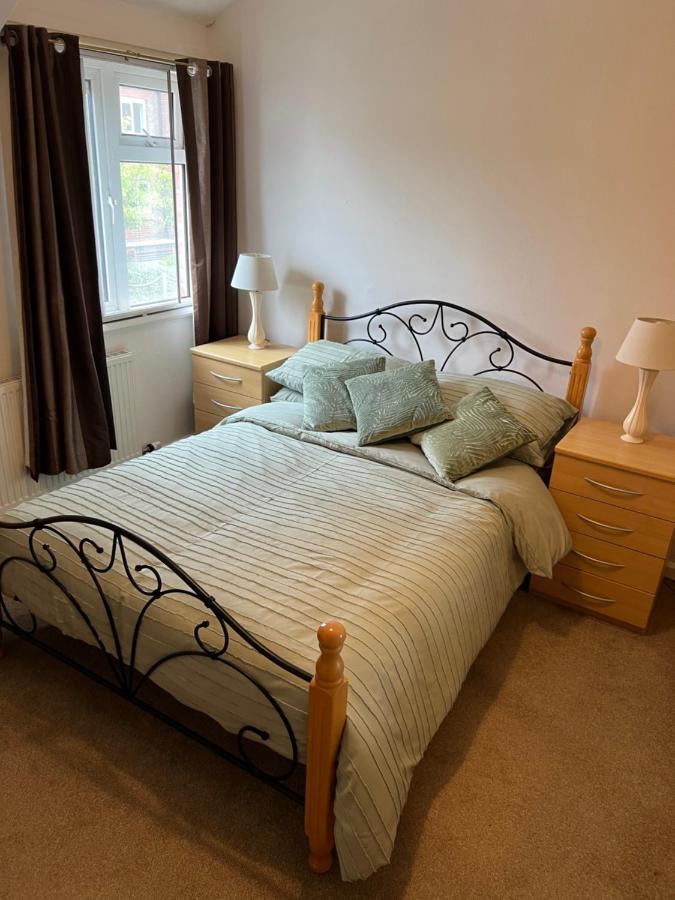 2 Bed Cottage Chester Exteriör bild